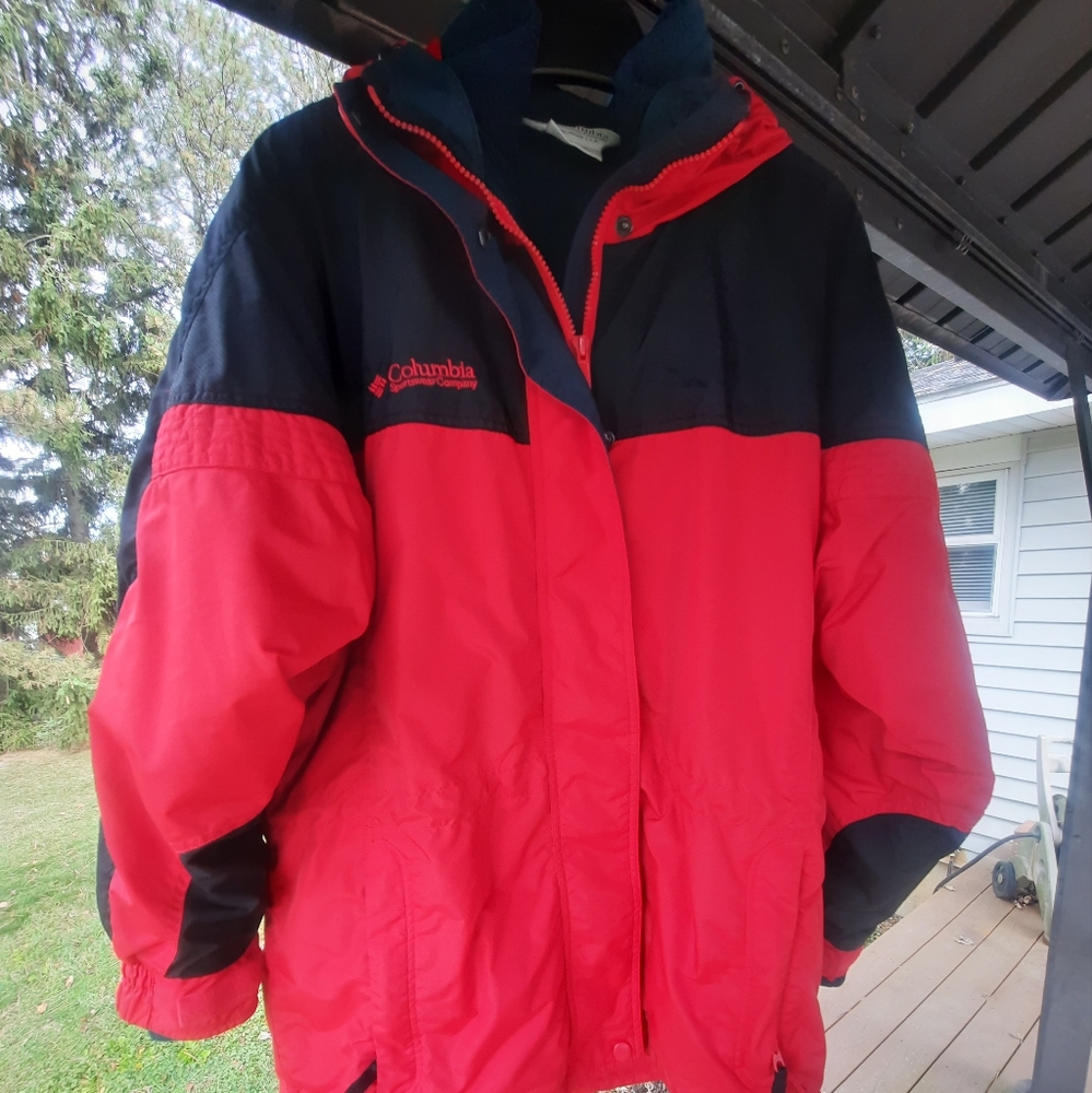 Columbia Women's Winter Coat Medium  Red